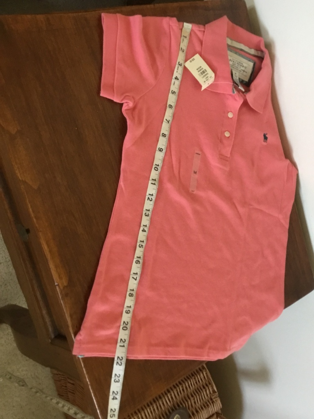 NWT Abercrombie and Fitch Women’s Pink Polo - Picture 4 of 8
